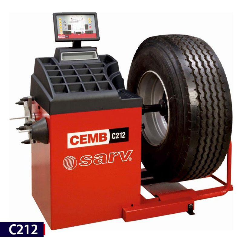 4 WHEEL ALIGNMENT & TYRES